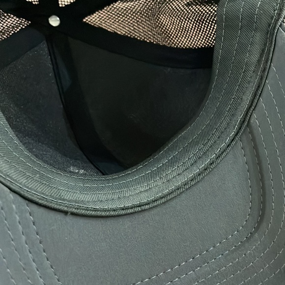 Nike Golf Snapback - Dark gray like new 💯 - Picture 5 of 7
